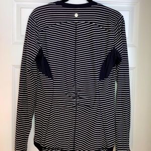 Lululemon long sleeve 🖤